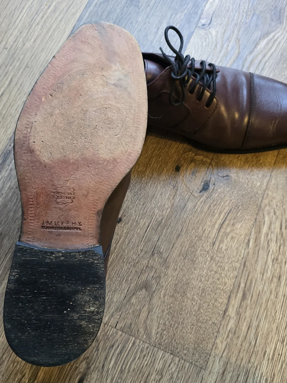 Johnston & Murphy Men's Leather Lace-Up Oxfords